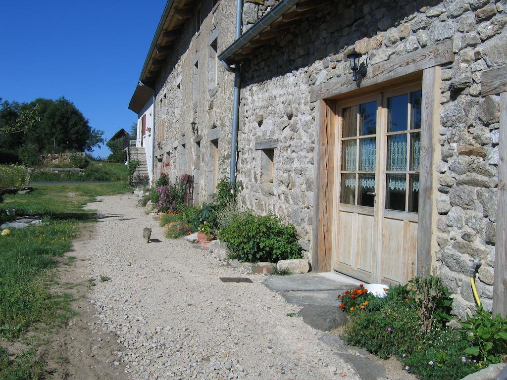 Medeyrolles La Ferme Des Genets B&B 외부 사진